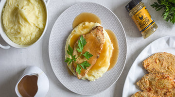 Crispy Chicken with Mashed Potatoes and Gravy